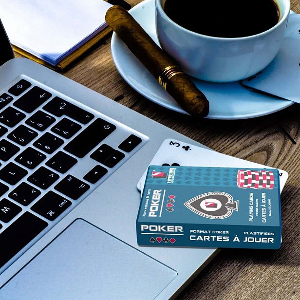 Производство игральных карт